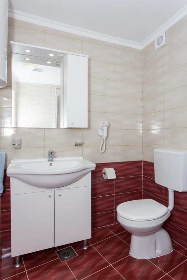 Apartments Djurkovic Mlini Exterior photo