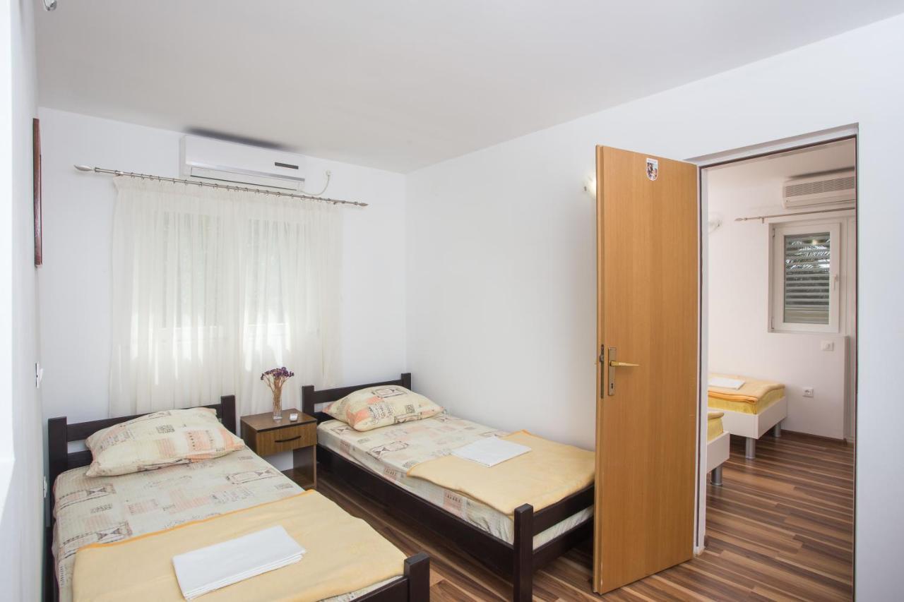 Apartments Djurkovic Mlini Exterior photo