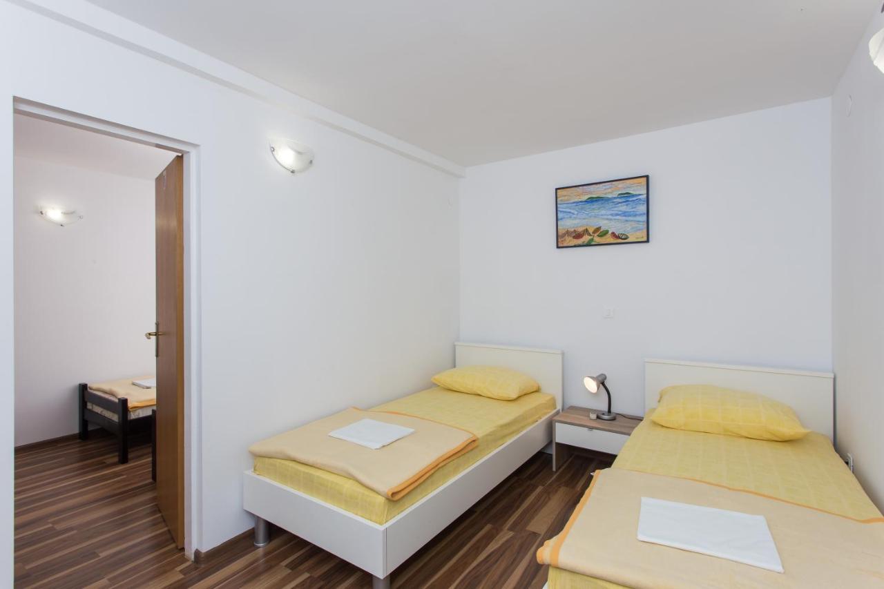 Apartments Djurkovic Mlini Exterior photo